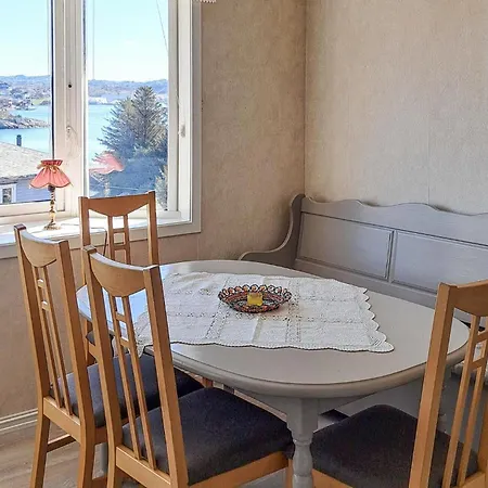 4 Bedroom Gorgeous In Апартаменты