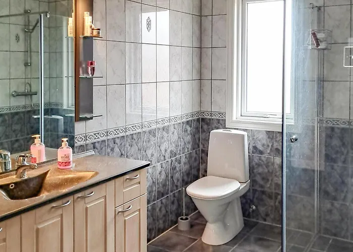 Апартаменты 4 Bedroom Gorgeous In *
